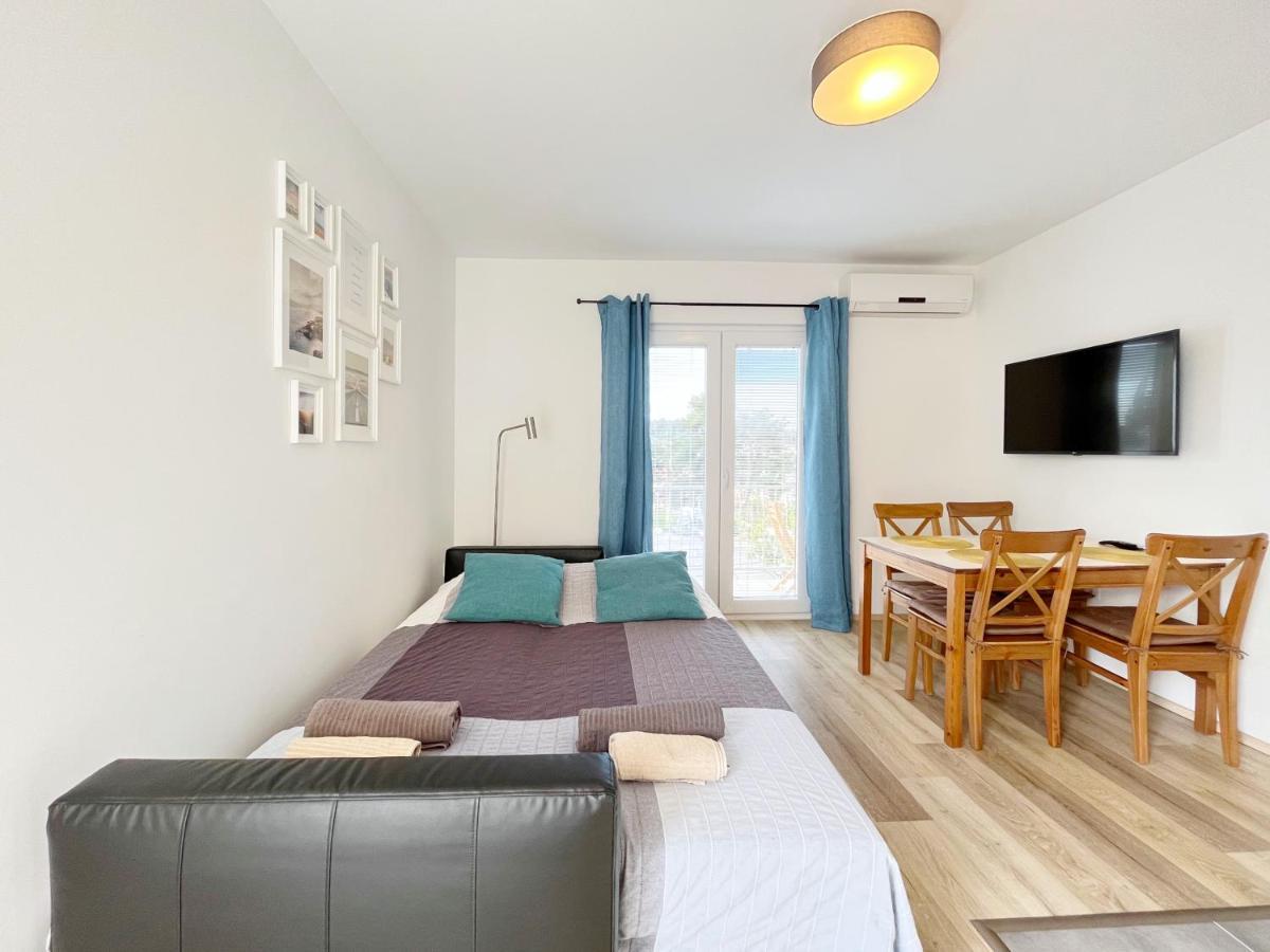 Olive Tree Apartment Stari Grad  Exterior foto